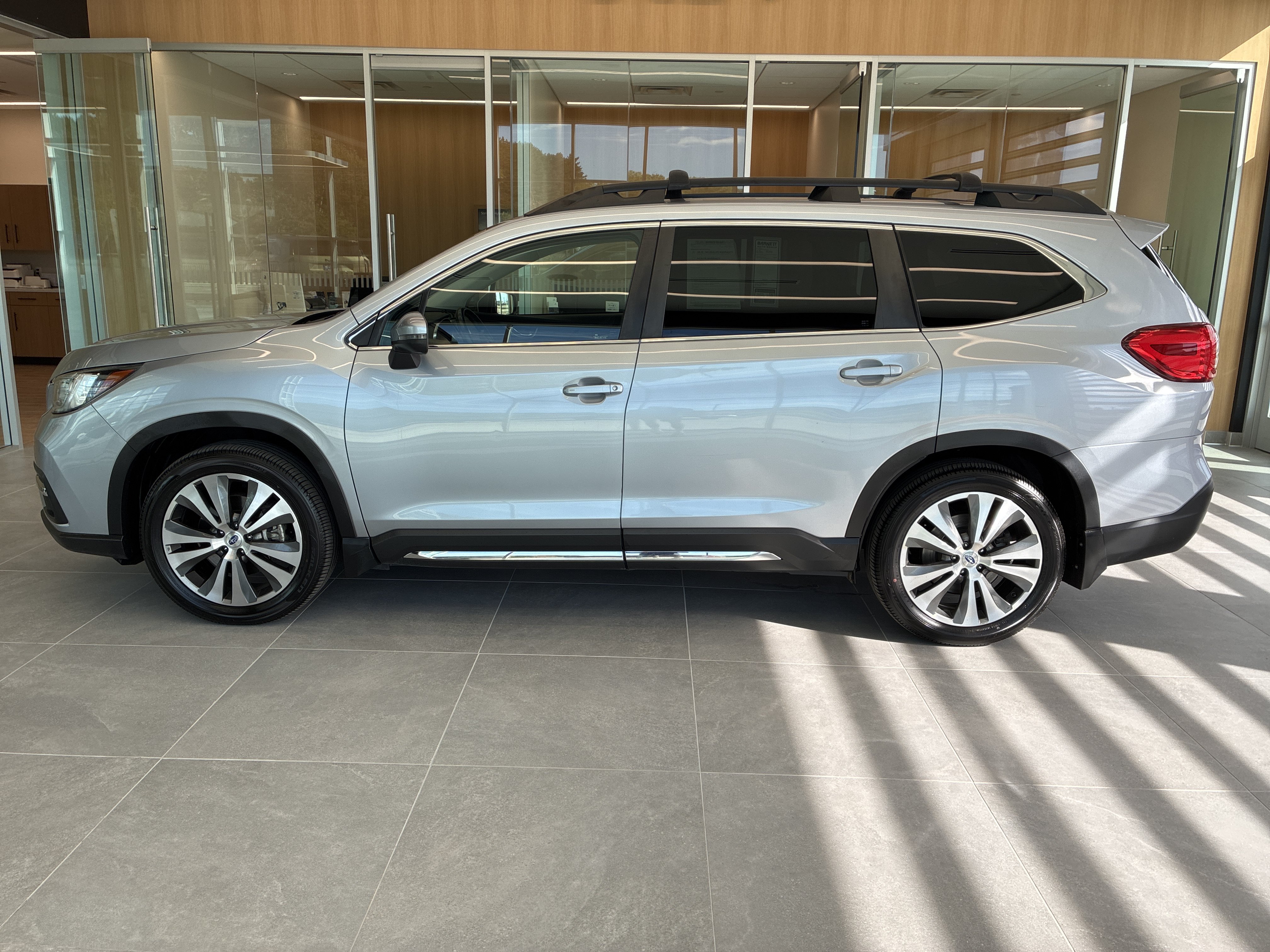 Used 2019 Subaru Ascent Limited AWD/4WD image 5