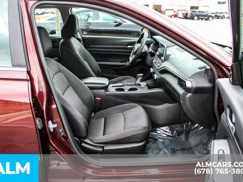 Used 2025 Nissan Altima 2.5 SV image 20
