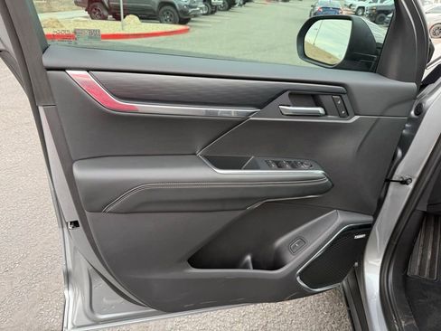 New 2026 GMC Acadia Elevation w/ Elevation Premium Package image 22