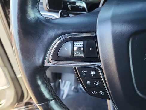Used 2023 Lincoln Navigator L Reserve AWD/4WD image 22