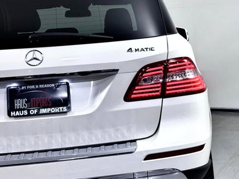 Used 2015 Mercedes-Benz ML 350 ML350 4MATIC w/ Premium 1 Package image 14
