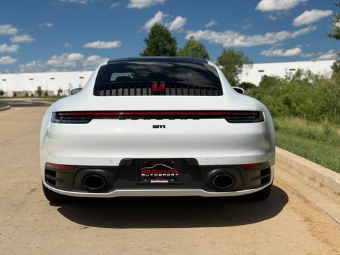 Used 2021 Porsche 911 Carrera RWD image 6