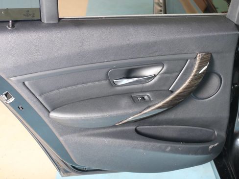 Used 2013 BMW 328i xDrive Sedan image 32