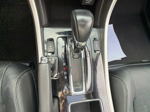 Used 2017 Honda Accord EX-L image 19