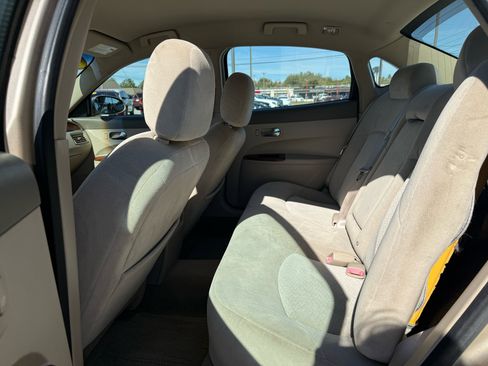 Used 2005 Buick LaCrosse CX image 13