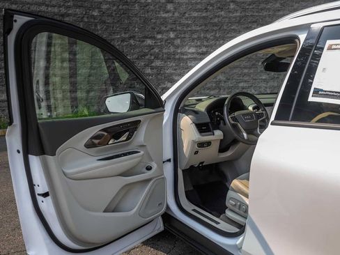 Used 2020 GMC Terrain Denali w/ Denali Premium Package image 23