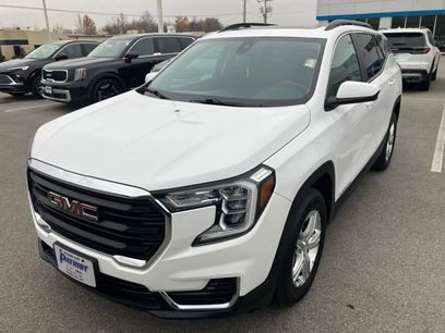 Used 2022 GMC Terrain SLE w/ Driver Convenience Package
