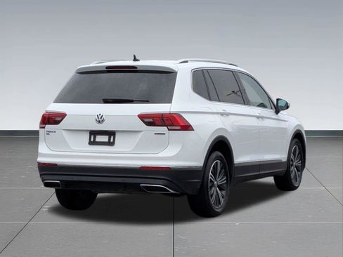 Used 2019 Volkswagen Tiguan SEL AWD/4WD image 6