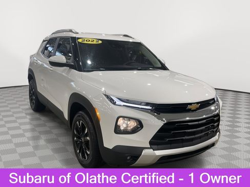 Used 2022 Chevrolet TrailBlazer LT w/ Driver Confidence Package AWD/4WD image 1