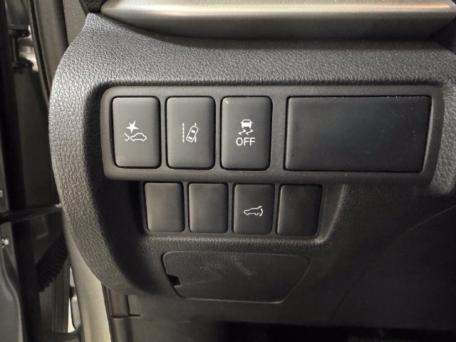 Used 2025 Mitsubishi Eclipse Cross SEL AWD/4WD image 10
