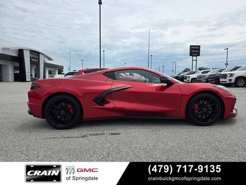Used 2023 Chevrolet Corvette Stingray Preferred Cpe w/ Z51 Performance Package RWD image 8