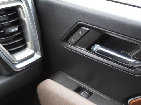 Certified 2023 GMC Canyon Denali image 24