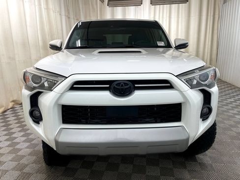 Used 2022 Toyota 4Runner TRD Off-Road Premium w/ Moonroof Package AWD/4WD image 18