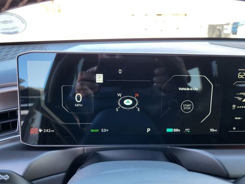 New 2026 Kia EV9 Land image 19