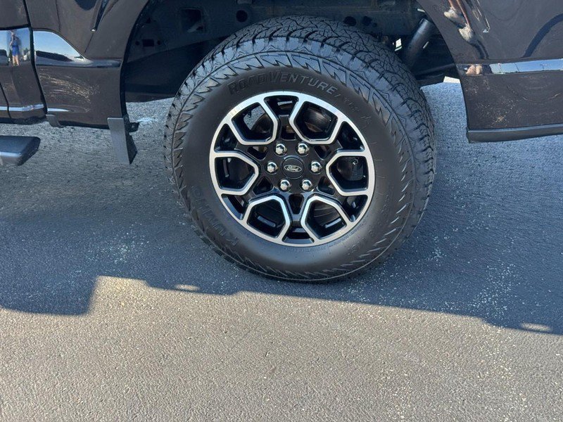 Used 2021 Ford F150 XLT w/ Equipment Group 302A High AWD/4WD image 7
