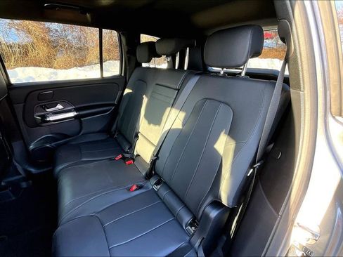 Used 2026 Mercedes-Benz GLB 250 4MATIC image 28