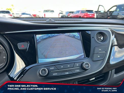 Used 2020 Buick Envision Essence w/ Experience Buick Package FWD image 32