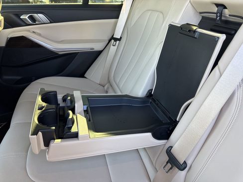 Used 2020 BMW X5 sDrive40i w/ Premium Package image 19