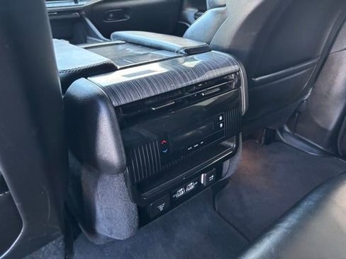 Used 2022 Jeep Wagoneer Series II image 30