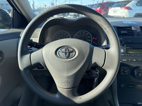 Used 2009 Toyota Corolla LE image 17