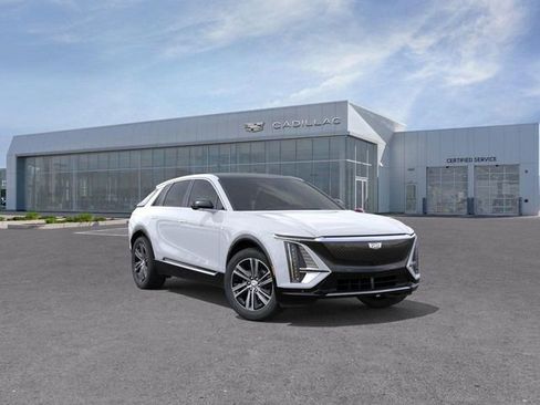 New 2026 Cadillac Lyriq Premium Luxury w/ LPO, Floor Liner Package AWD/4WD image 1