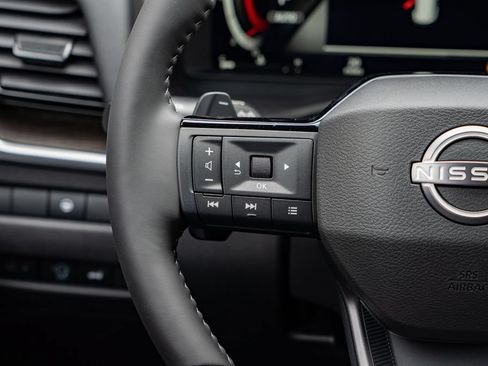 New 2026 Nissan Rogue Platinum AWD/4WD image 13