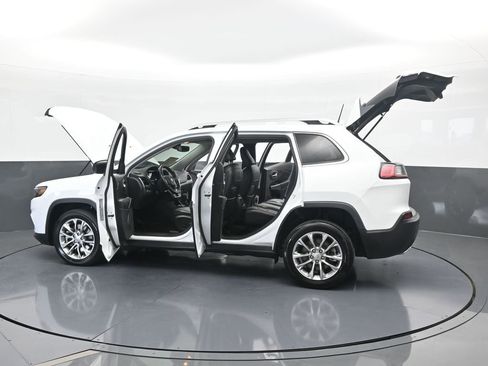 Used 2021 Jeep Cherokee Latitude Lux w/ Comfort/Convenience Group image 71