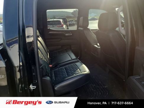 Used 2023 Chevrolet Silverado 1500 RST w/ Convenience Package II AWD/4WD image 10