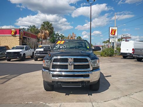 Used 2018 RAM 3500 SLT w/ Snow Chief Group AWD/4WD image 12