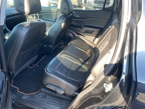 Used 2021 GMC Acadia AT4 image 6