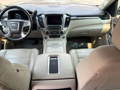 Used 2019 GMC Yukon Denali AWD/4WD image 14
