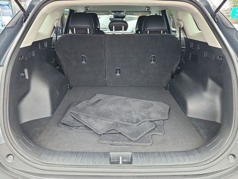 Used 2024 Kia Sportage EX image 17