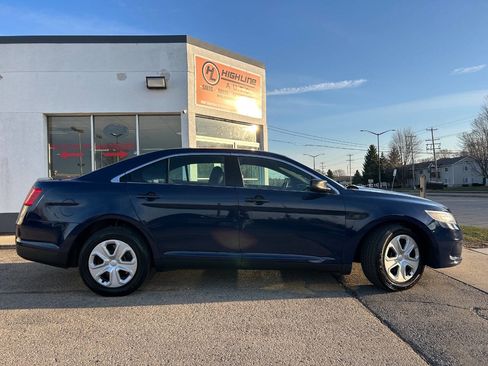 Used 2018 Ford Taurus Police Interceptor AWD image 3
