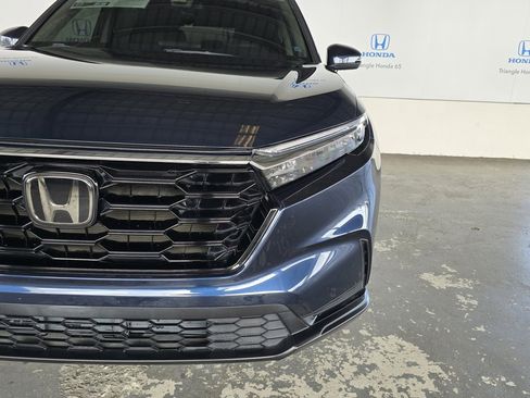 Used 2023 Honda CR-V EX image 28