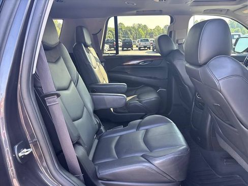 Used 2015 Cadillac Escalade Premium AWD/4WD image 14