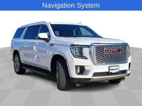 Used 2023 GMC Yukon XL Denali AWD/4WD image 2
