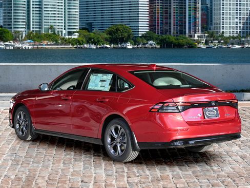 New 2025 Honda Accord EX-L image 7