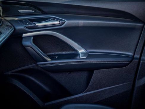 Certified 2025 Audi Q5 Premium Plus w/ Premium Plus image 14