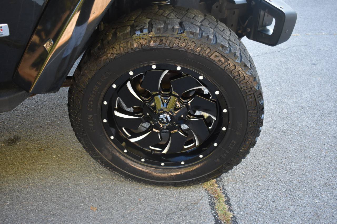Used 2013 Jeep Wrangler Unlimited Rubicon AWD/4WD image 38