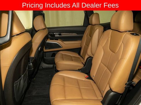 Used 2022 Kia Telluride SX w/ Nightfall Edition Package AWD/4WD image 9