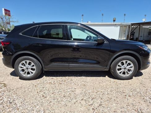 Used 2025 Ford Escape Active image 3