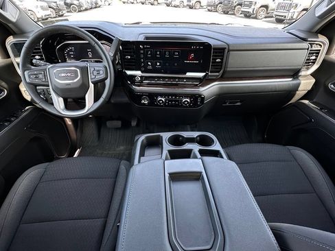 Used 2024 GMC Sierra 1500 Elevation AWD/4WD image 26