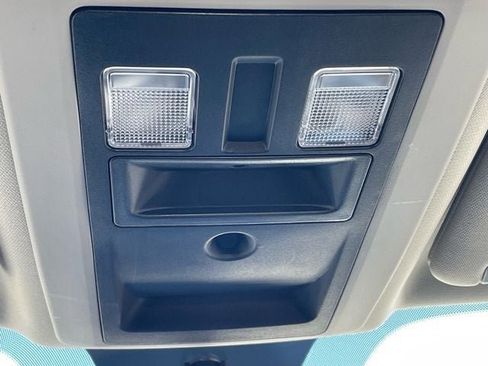 Used 2024 RAM 1500 Classic SLT image 21