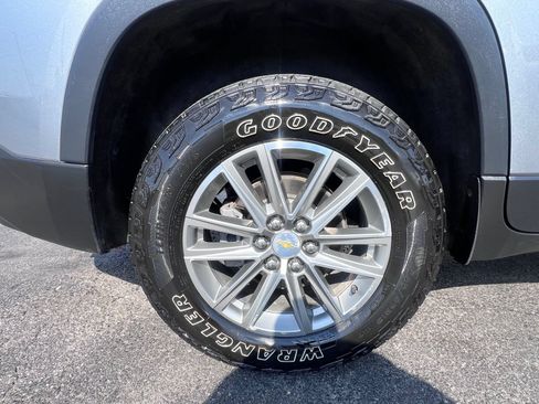 Used 2023 Chevrolet Traverse LT w/ LPO, Floor Liner Package AWD/4WD image 23