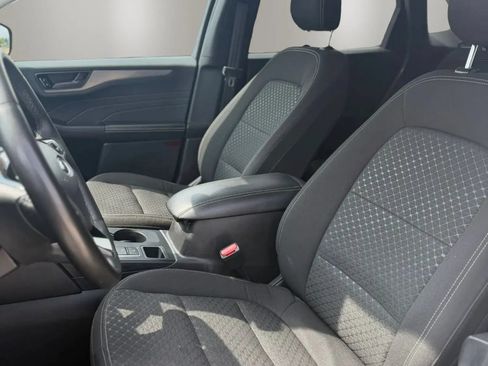 Used 2023 Ford Escape Active w/ Tech Pack #1 AWD/4WD image 11