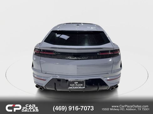Used 2025 Lamborghini Urus SE AWD/4WD image 11