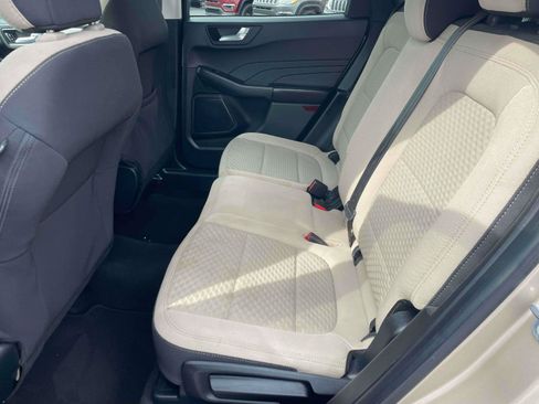 Used 2021 Ford Escape SE FWD image 6