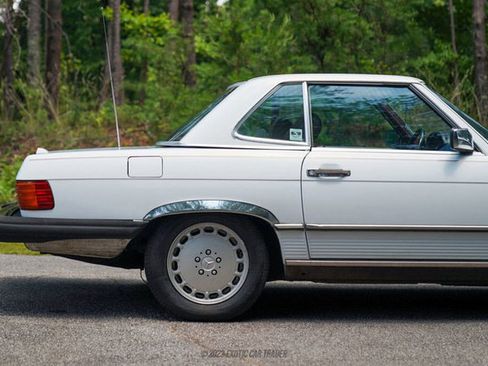 Used 1989 Mercedes-Benz 560 SL image 10