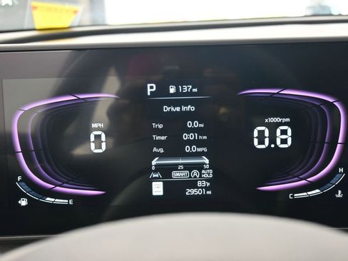 Used 2024 Kia Sportage EX image 30