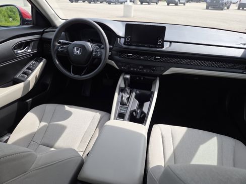 Used 2023 Honda Accord EX image 23